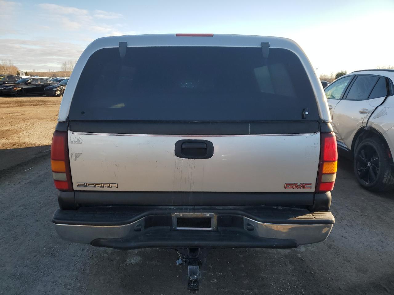 2004 GMC New Sierra C1500 VIN: 1GTEC19T14E350939 Lot: 92828625