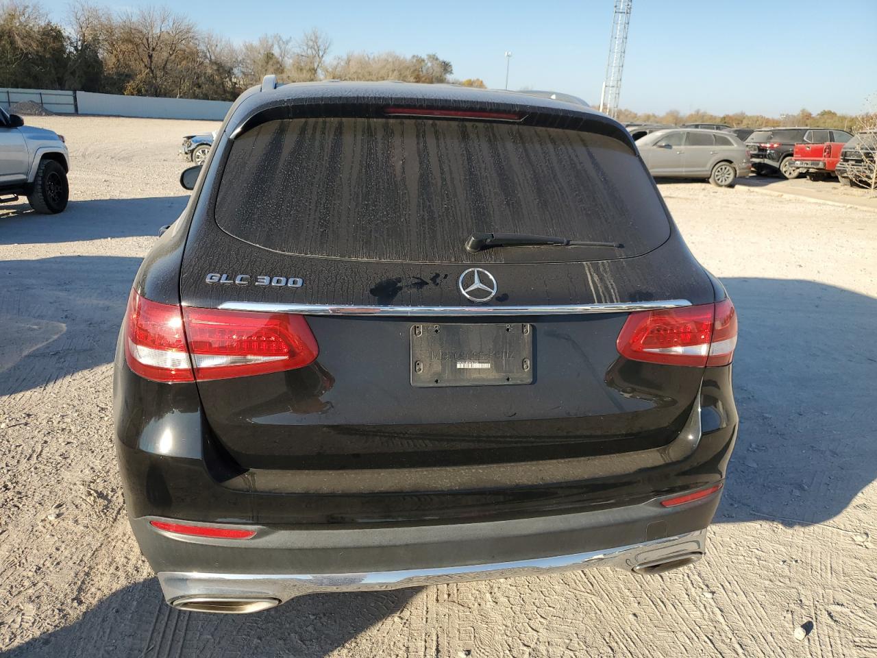 2018 Mercedes-Benz Glc 300 VIN: WDC0G4JB9JV061526 Lot: 93068215