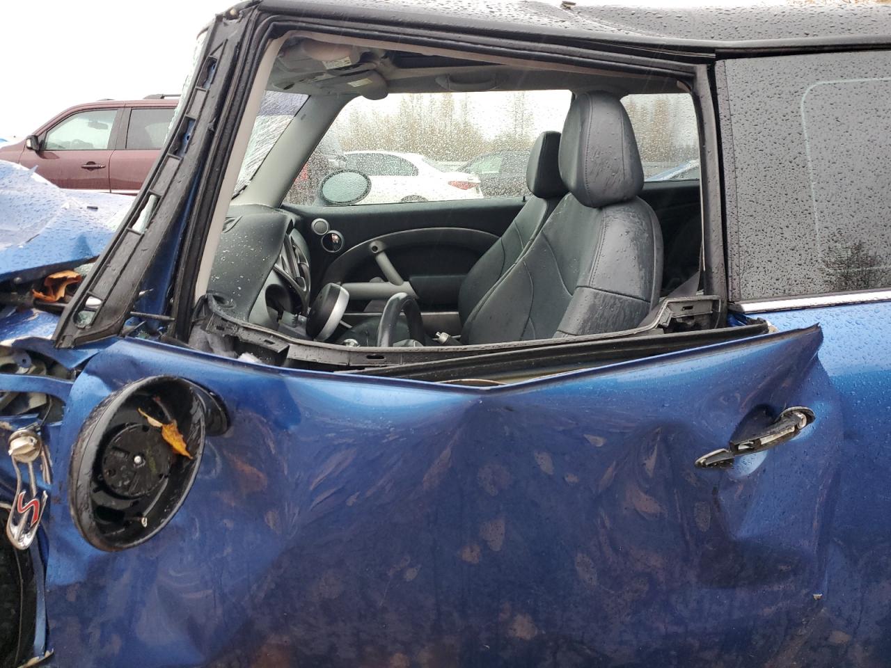 2005 Mini Cooper S VIN: WMWRE33525TL14012 Lot: 92730405