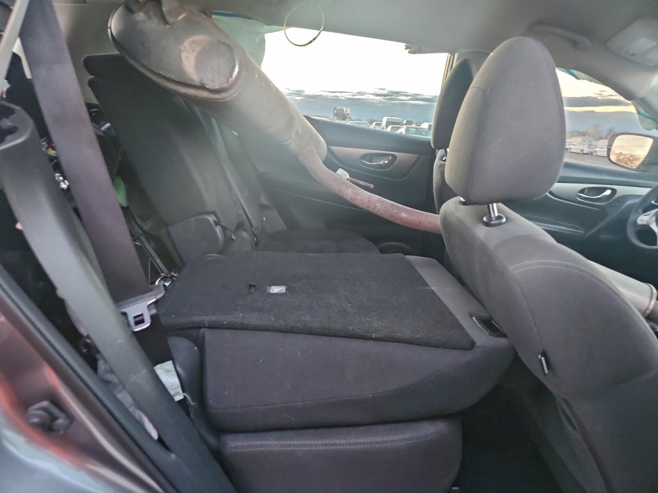 2016 Nissan Rogue S VIN: KNMAT2MT4GP664332 Lot: 94269595