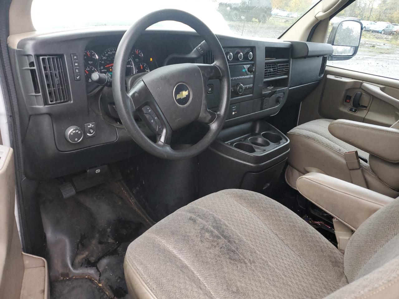 2015 Chevrolet Express G2500 VIN: 1GCWGFCF0F1286315 Lot: 91703315