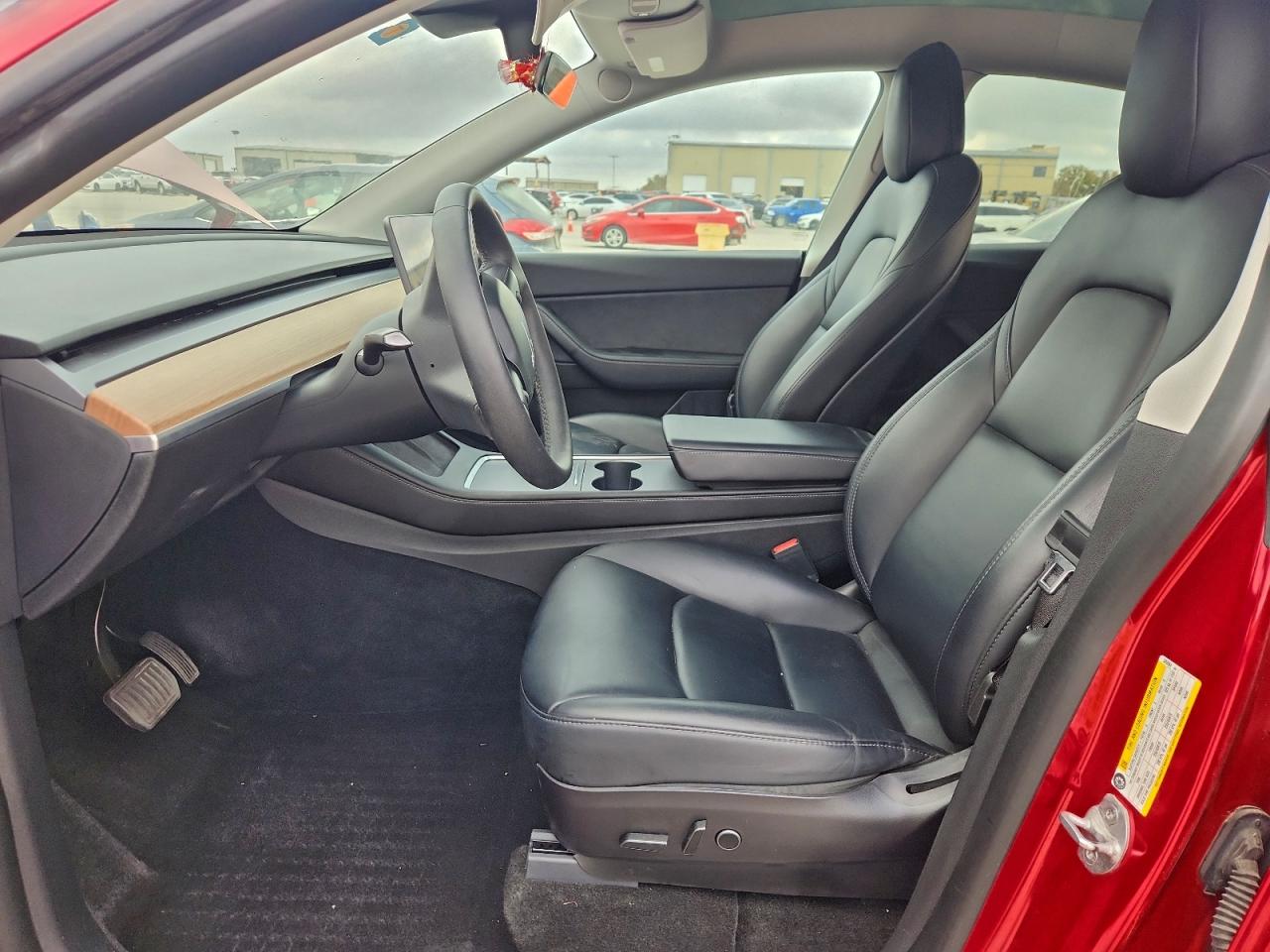 2022 Tesla Model Y VIN: 7SAYGDEE3NF320564 Lot: 92494985