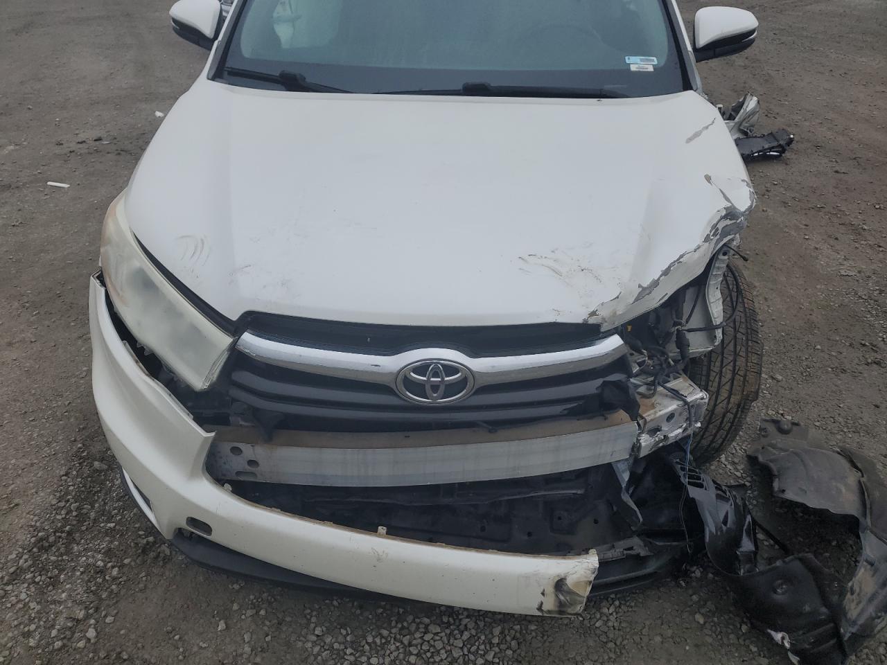 2014 Toyota Highlander Xle VIN: 5TDJKRFH2ES021579 Lot: 93012175