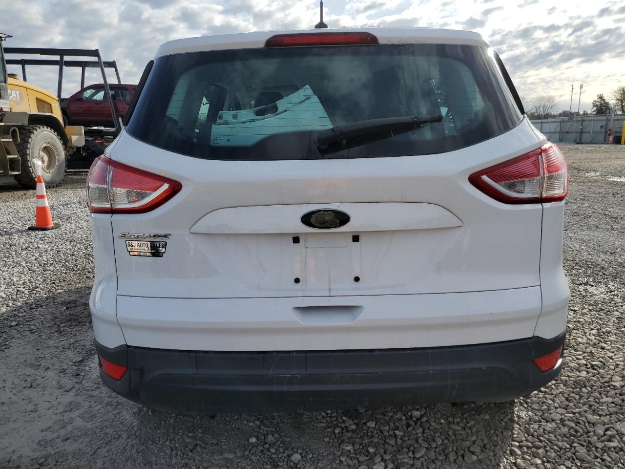 2013 Ford Escape S VIN: 1FMCU0F71DUB38873 Lot: 92461005