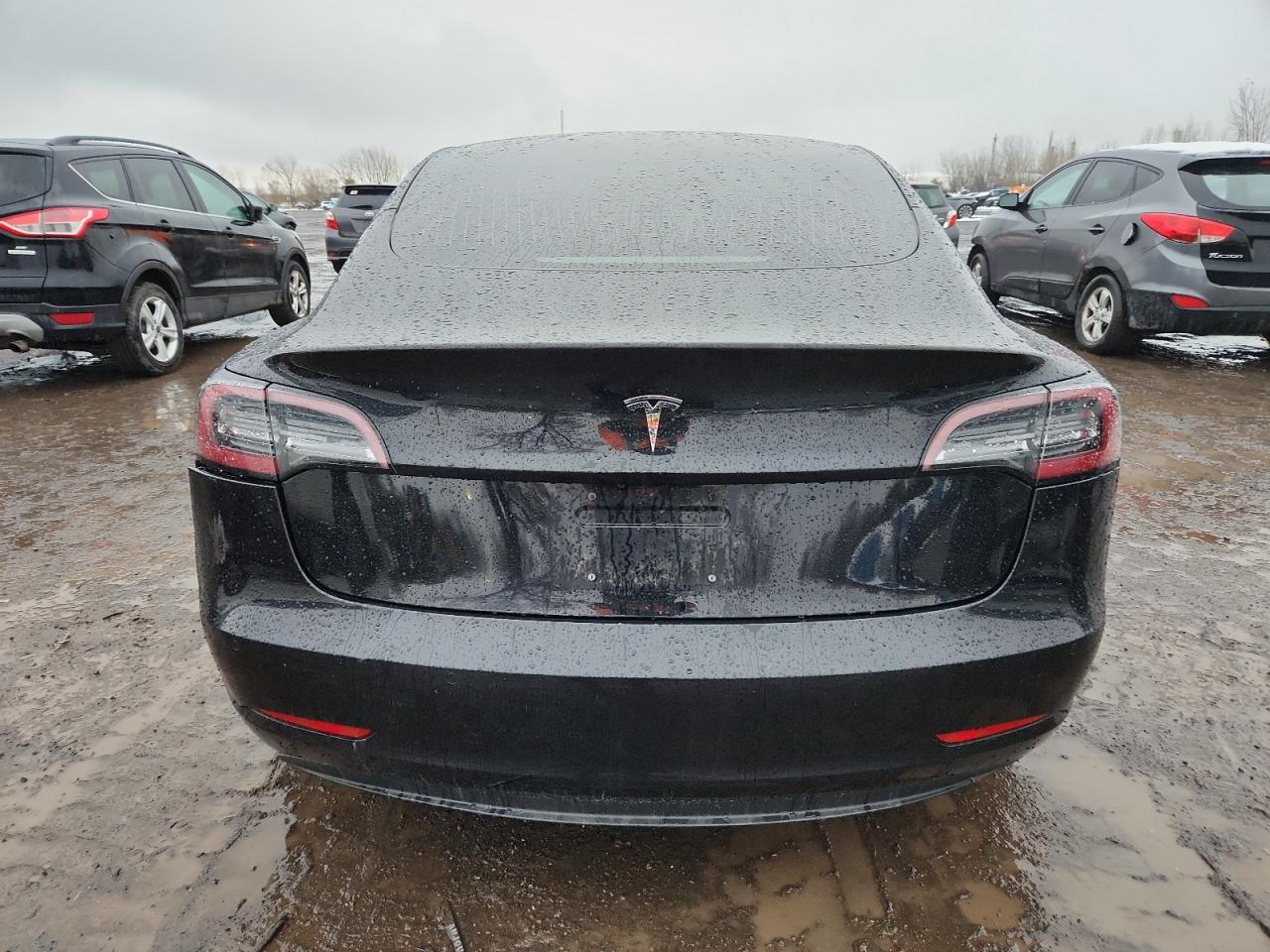 2018 Tesla Model 3 VIN: 5YJ3E1EB9JF126939 Lot: 92847455