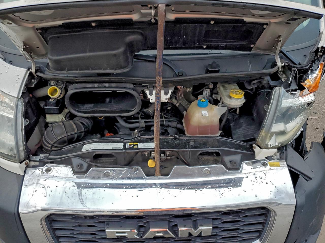 2019 Ram Promaster 2500 2500 High VIN: 3C6TRVDG5KE521787 Lot: 94572195