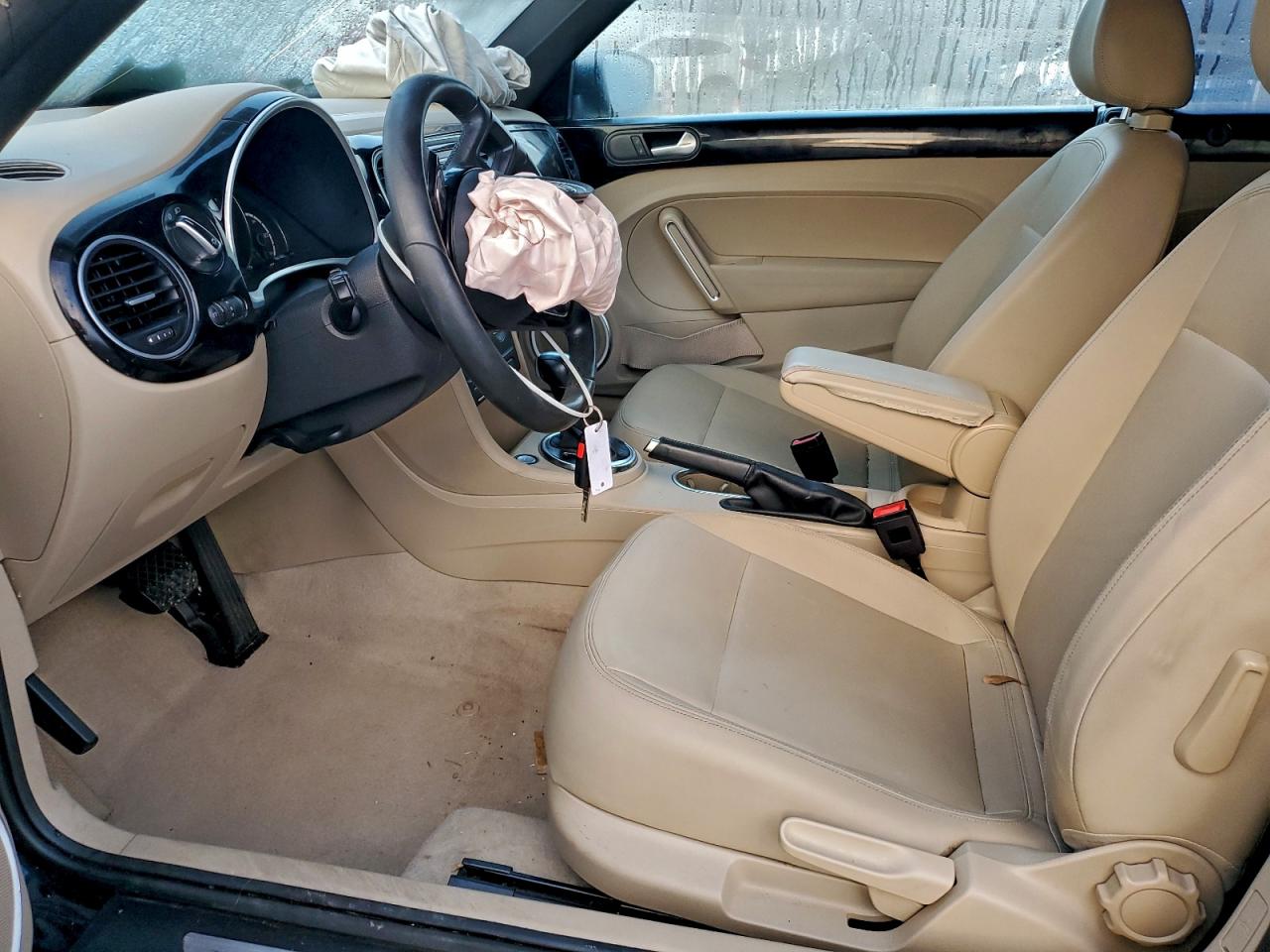 2013 Volkswagen Beetle VIN: 3VW5P7AT9DM828292 Lot: 94557345