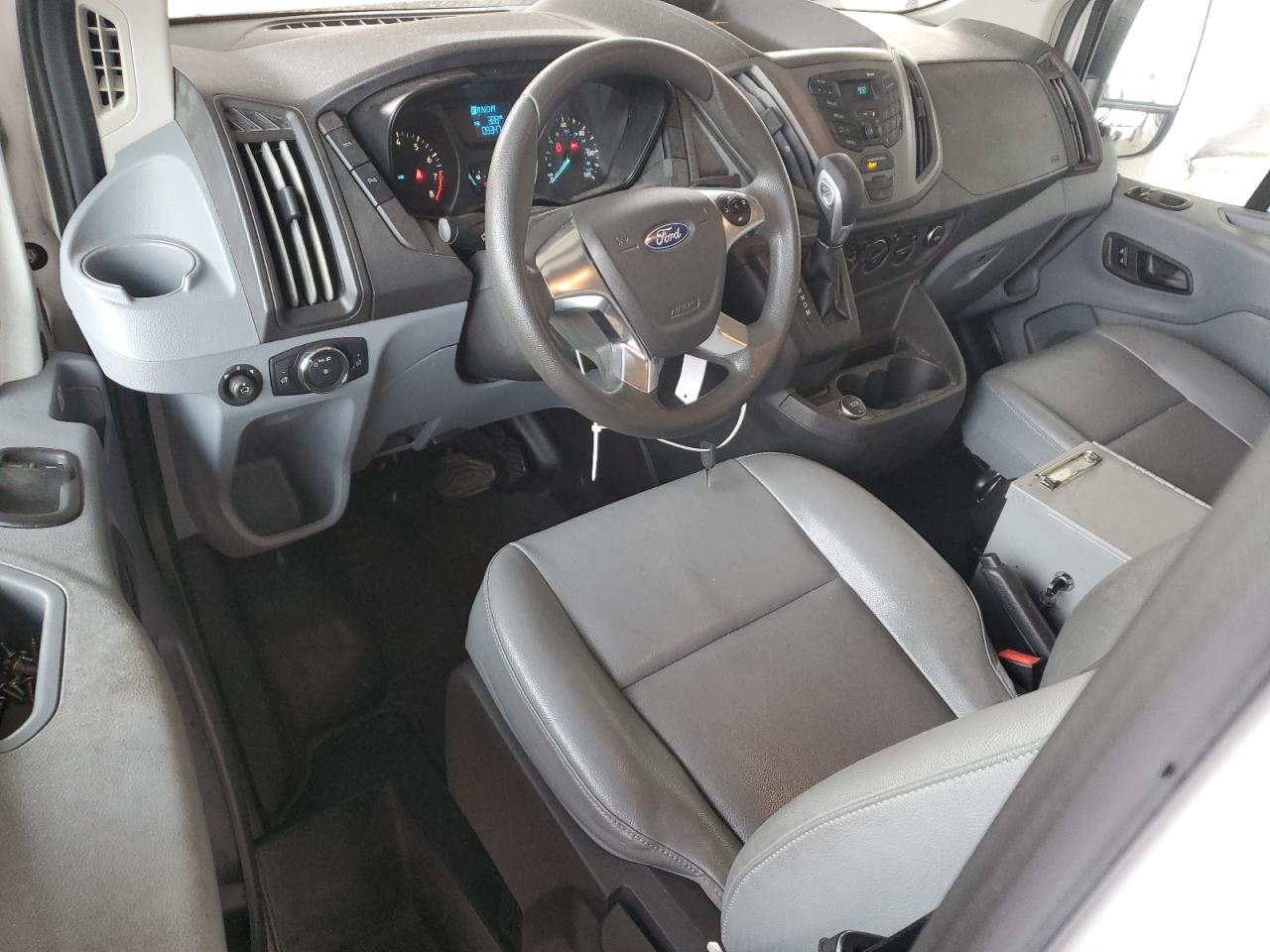 2019 Ford Transit T-150 Delivery Van VIN: 1FTYE1YM7KKB24016 Lot: 92485235