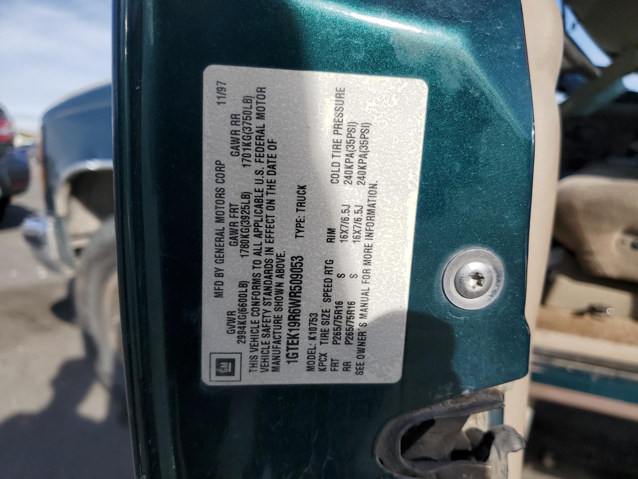 1998 GMC Sierra K1500 VIN: 1GTEK19R6WR509053 Lot: 90679595