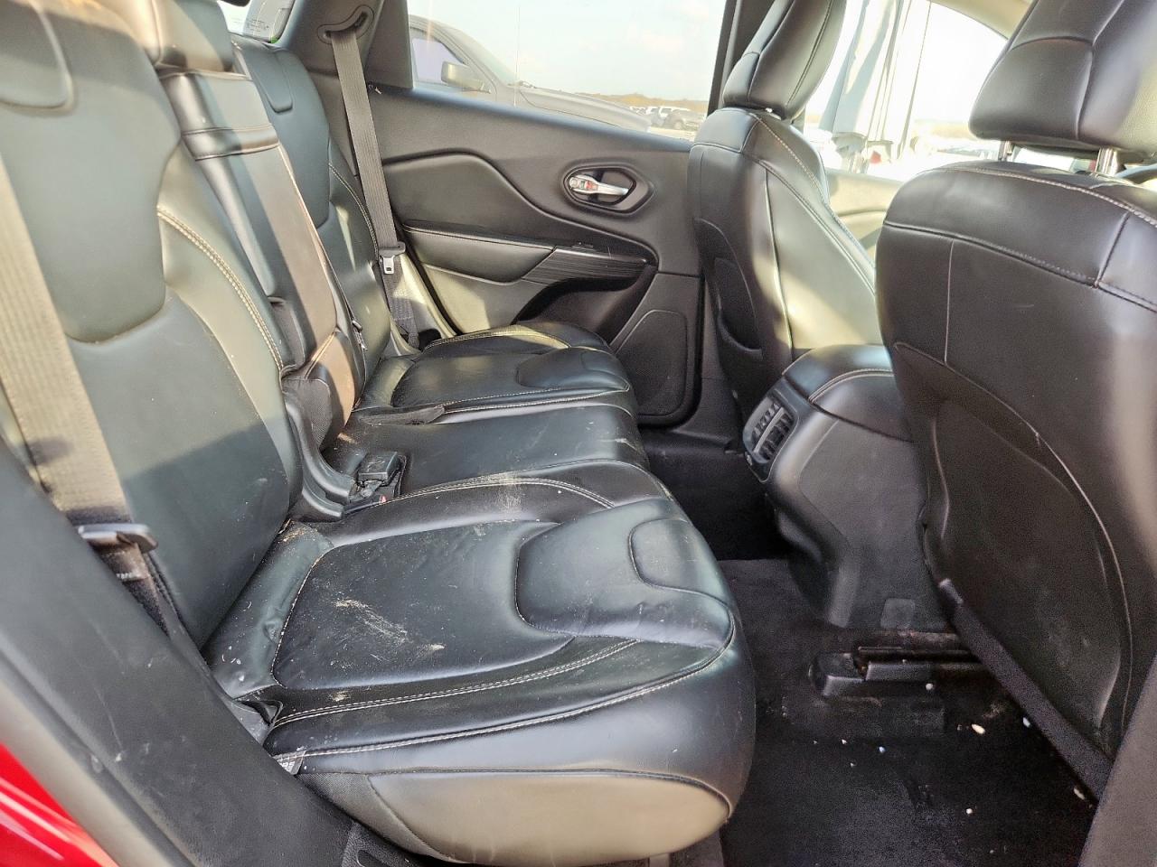 2015 Jeep Cherokee Limited VIN: 1C4PJLDS3FW643392 Lot: 93539635