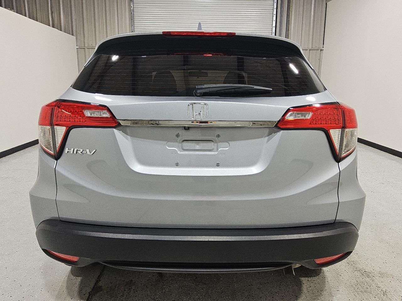 2022 Honda Hr-V Lx VIN: 3CZRU5H32NM709731 Lot: 92452585