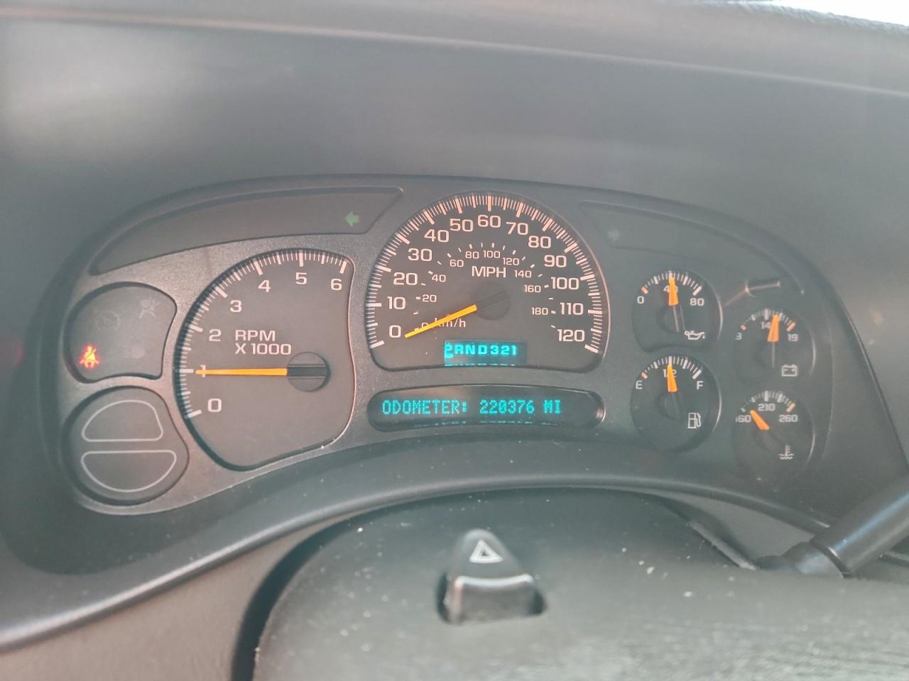 2005 Chevrolet Silverado C1500 VIN: 2GCEC19T551192091 Lot: 94676525