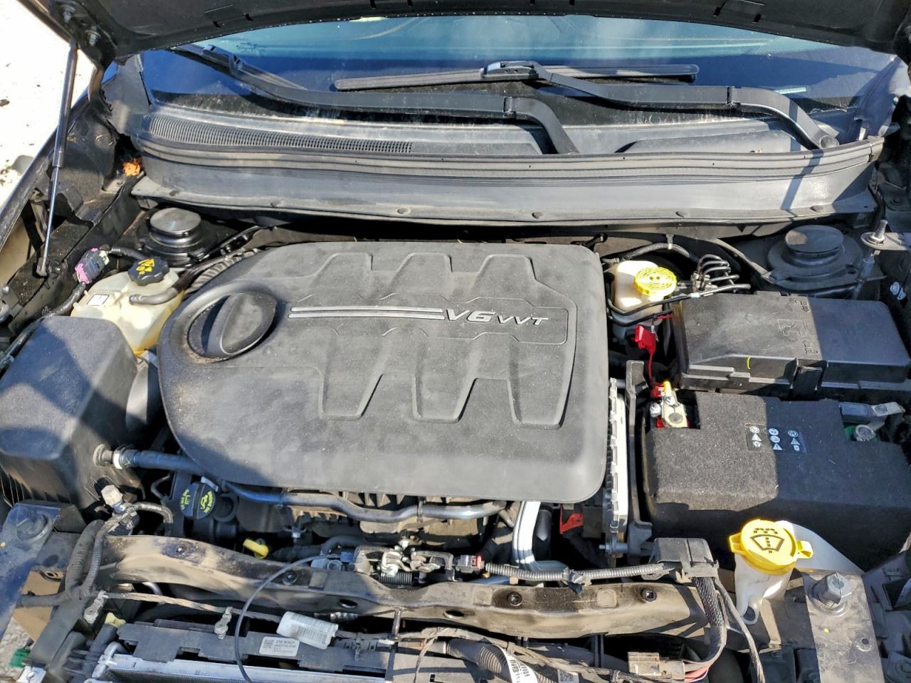 2018 Jeep Cherokee Limited VIN: 1C4PJLDX8JD552408 Lot: 94125855