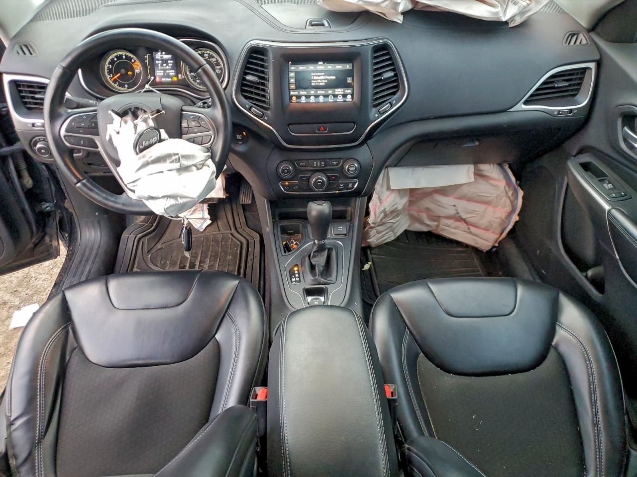 2019 Jeep Cherokee Latitude Plus VIN: 1C4PJLLB9KD146001 Lot: 94180155