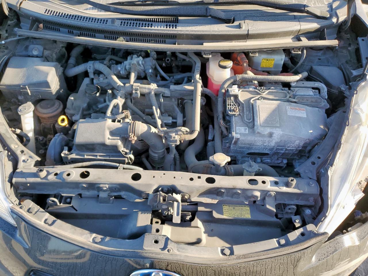 2013 Toyota Prius C VIN: JTDKDTB32D1539242 Lot: 92887255