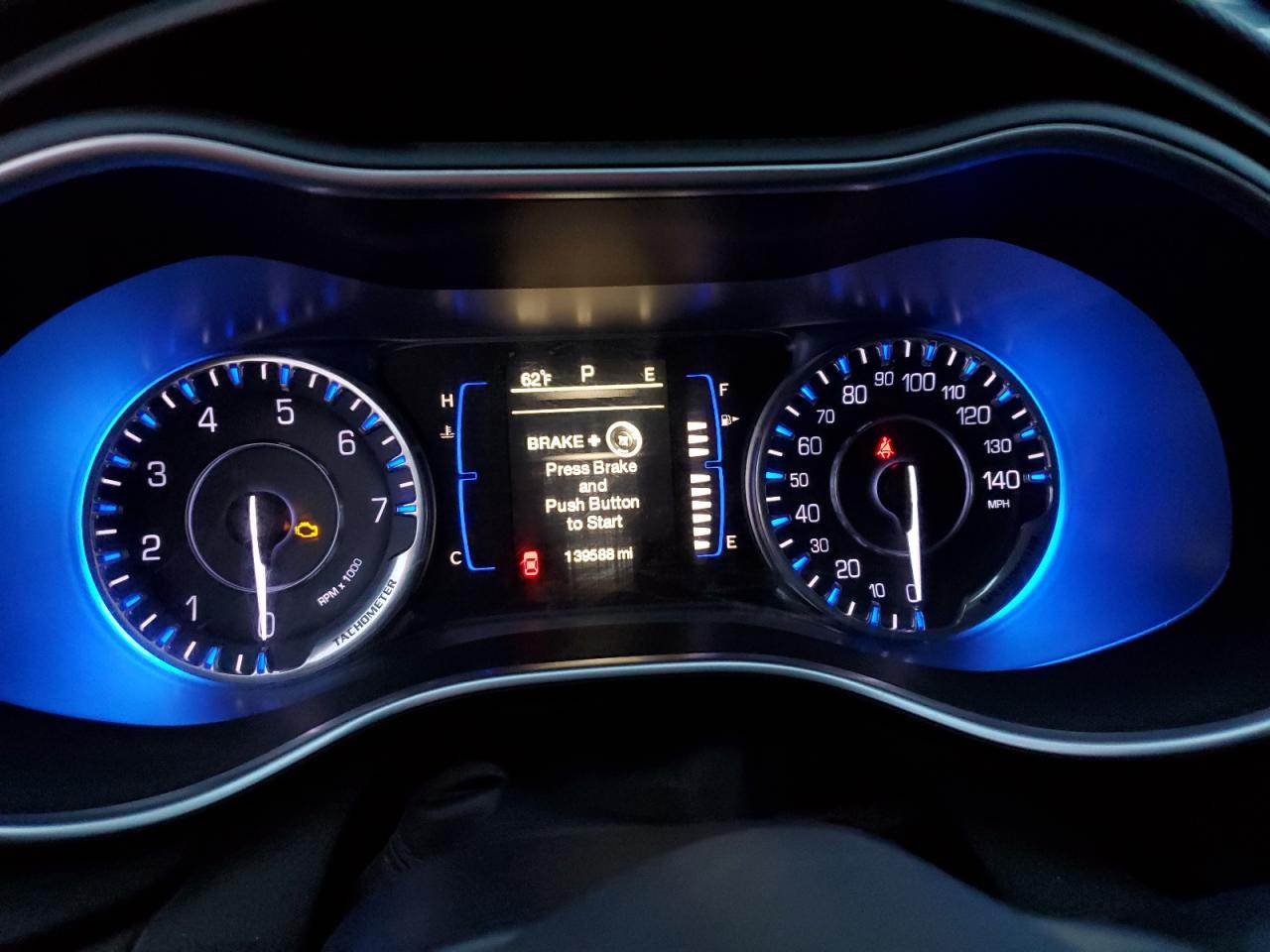 2015 Chrysler 200 Limited VIN: 1C3CCCAB8FN747030 Lot: 91201455