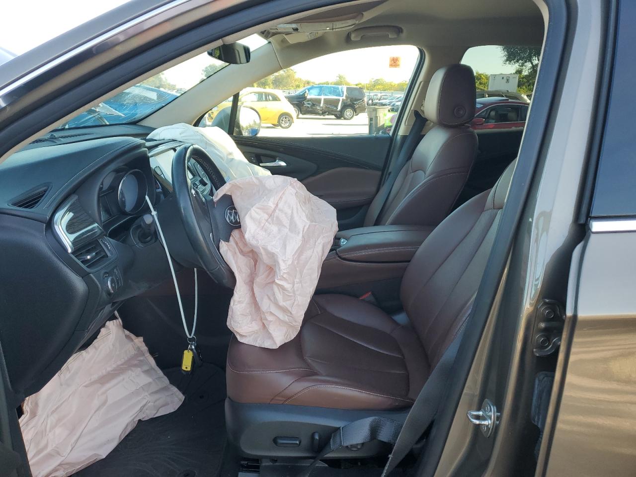 2017 Buick Envision Essence VIN: LRBFXBSA5HD148087 Lot: 92269095