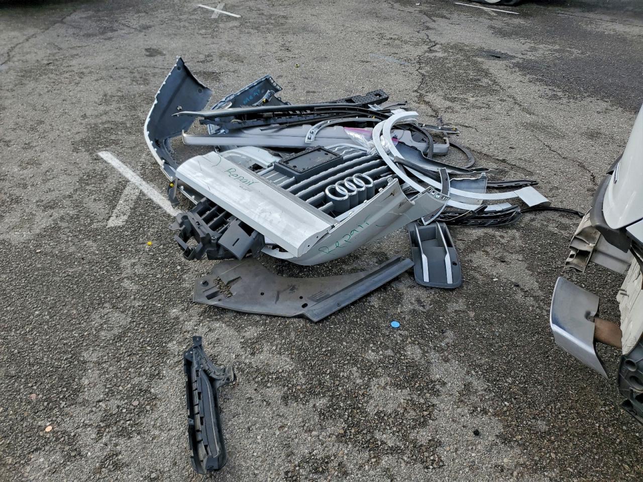 2018 Audi Q7 Premium VIN: WA1AHAF73JD006533 Lot: 93948005