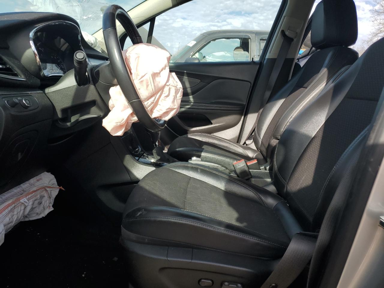 2019 Buick Encore Preferred VIN: LRBCJASB0KY010058 Lot: 92579025