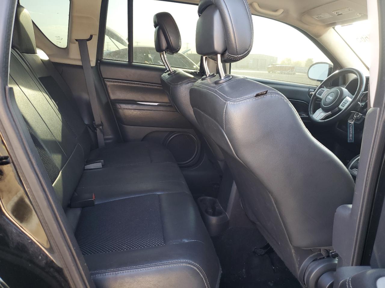 2015 Jeep Compass Latitude VIN: 1C4NJDEB2FD207818 Lot: 91114665