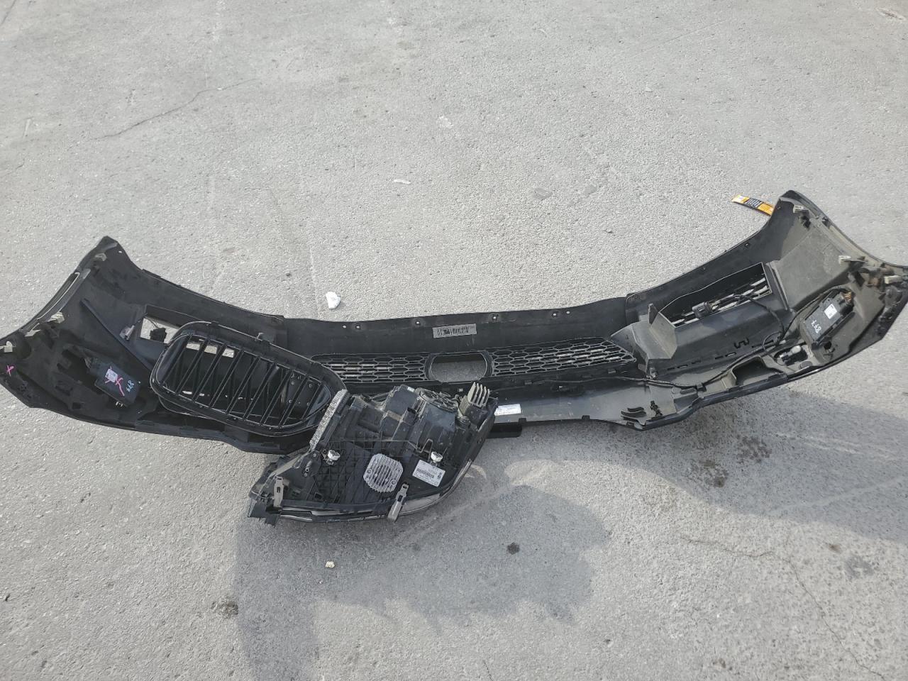 2018 BMW M550Xi VIN: WBAJB9C50JG463806 Lot: 92301555