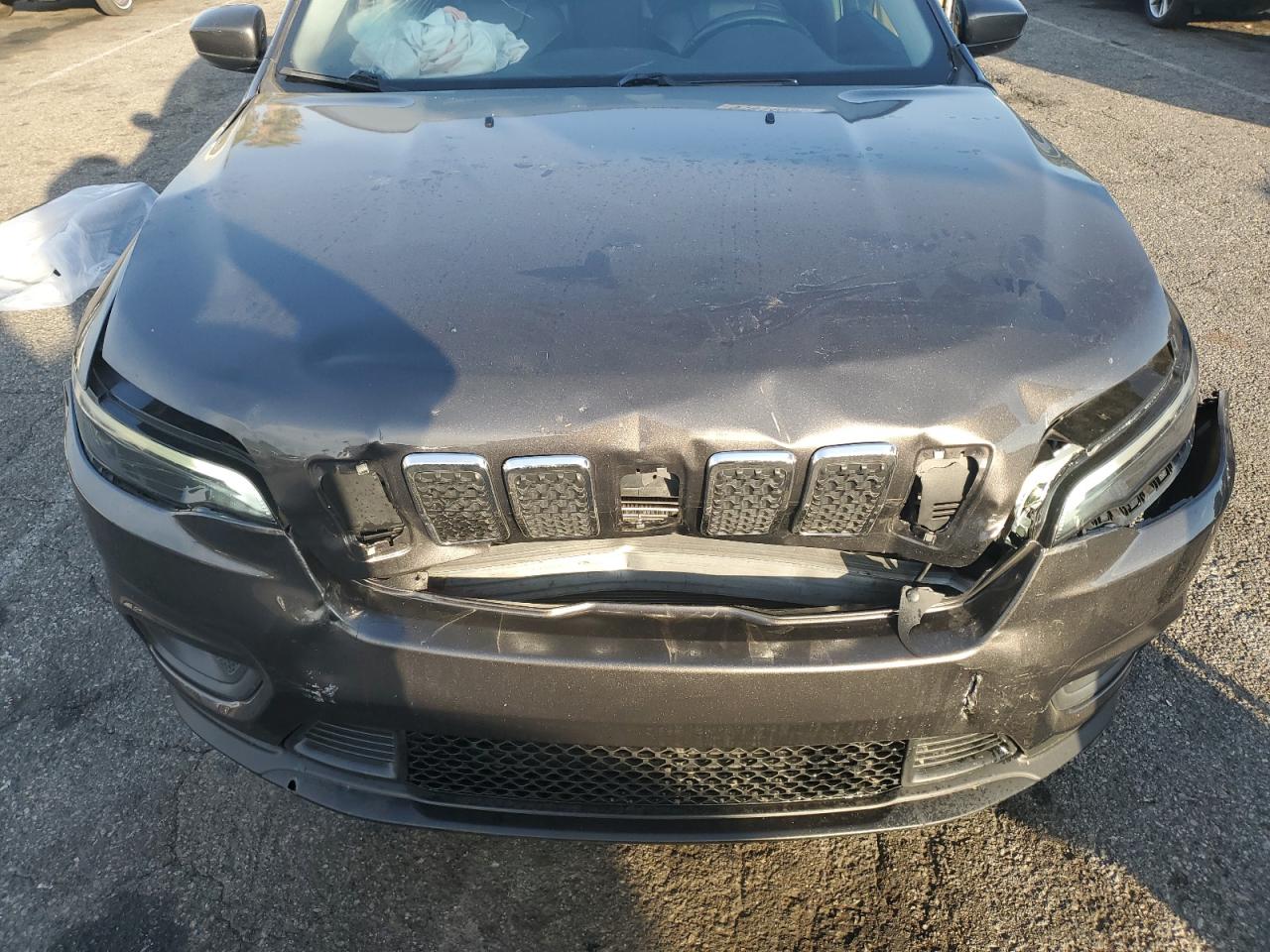 2019 Jeep Cherokee Latitude Plus VIN: 1C4PJMLB8KD161742 Lot: 91814035