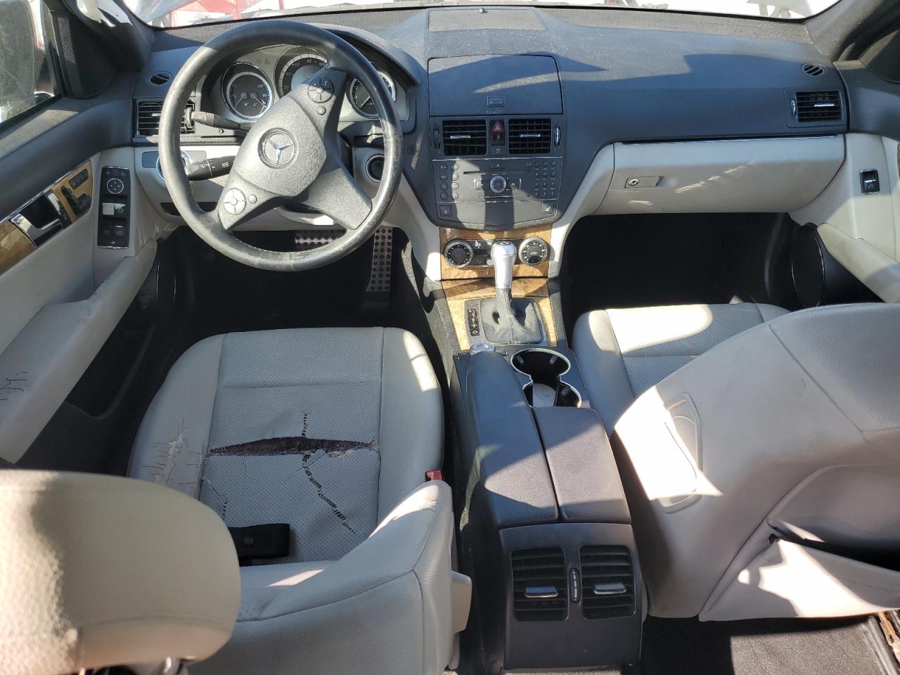 2009 Mercedes-Benz C 350 VIN: WDDGF56X69R045330 Lot: 90748405