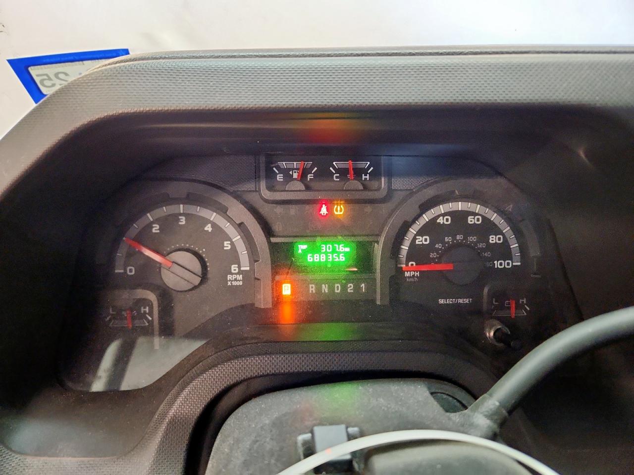 2009 Ford Econoline E350 Super Duty Wagon VIN: 1FBNE31LX9DA87711 Lot: 92680635