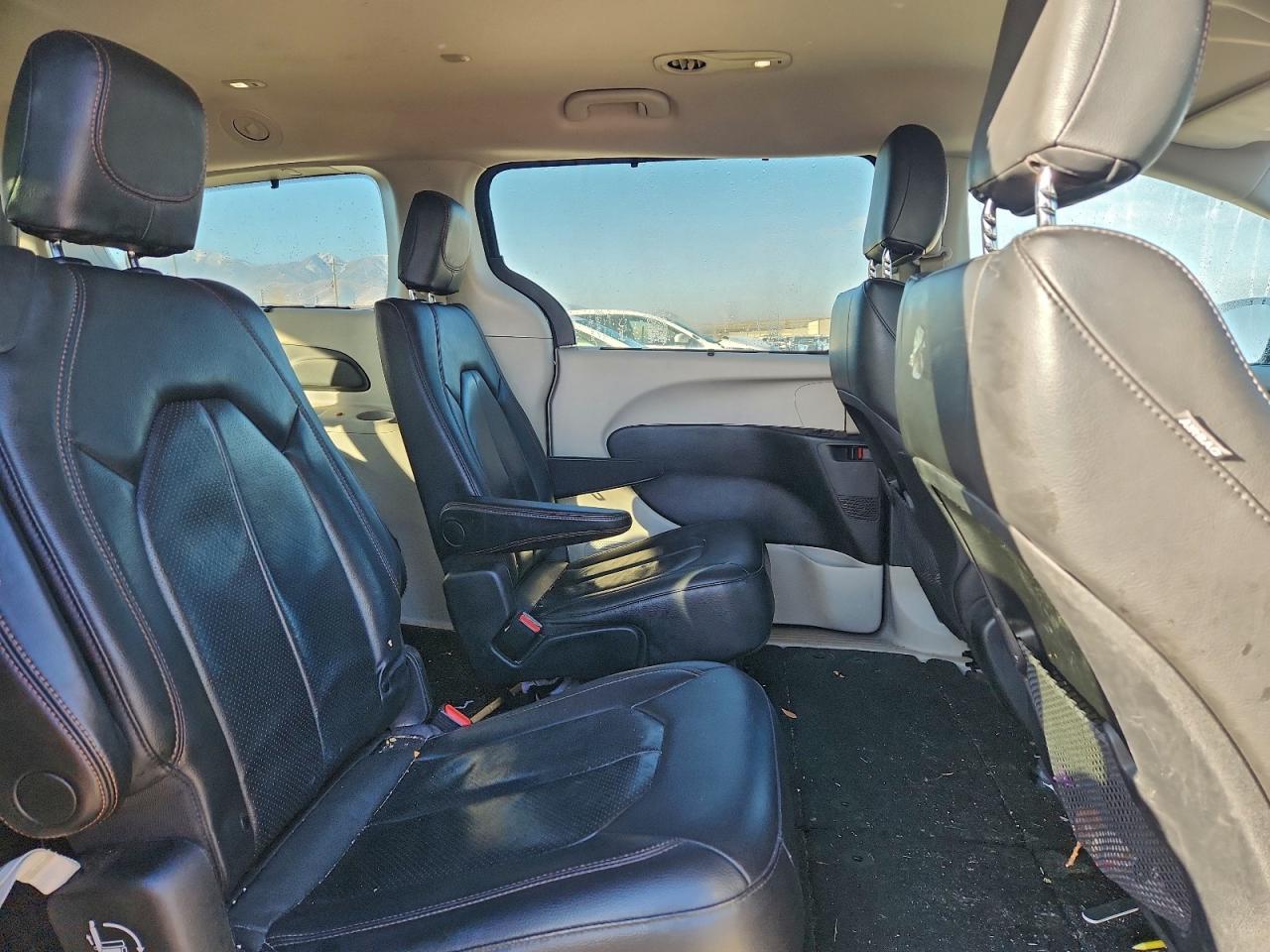 2020 Chrysler Pacifica Touring L VIN: 2C4RC1BG5LR124998 Lot: 93860455