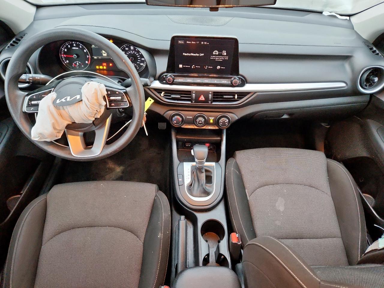 2024 Kia Forte Lx VIN: 3KPF24AD2RE737749 Lot: 93106415