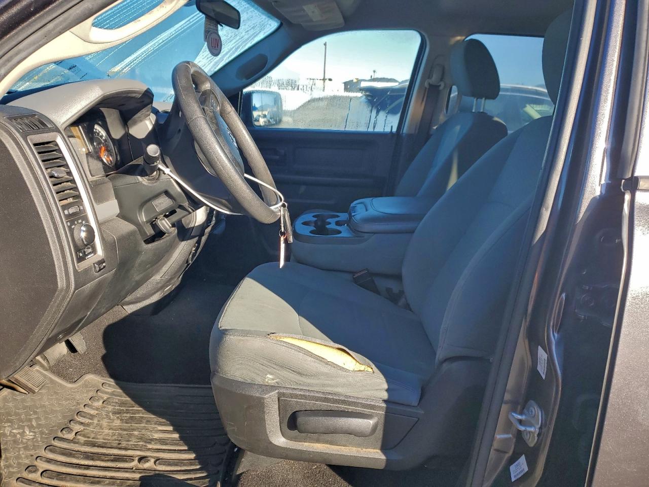 2018 Ram 1500 St VIN: 1C6RR7FT7JS103923 Lot: 93513375