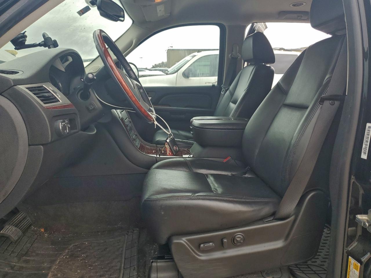 2009 Cadillac Escalade Esv VIN: 1GYFC16219R148905 Lot: 93541775