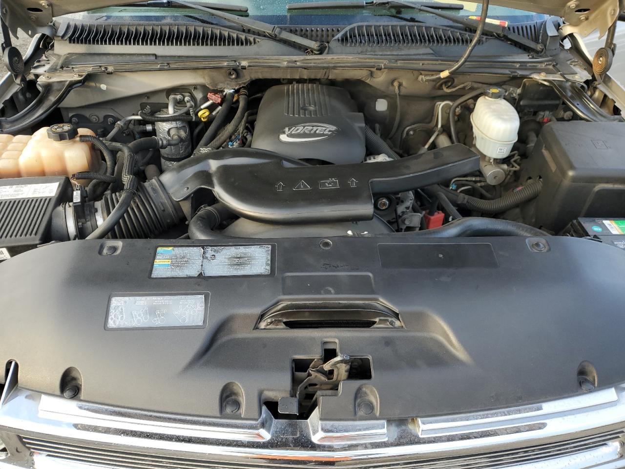 2004 Chevrolet Tahoe C1500 VIN: 1GNEC13T54R107398 Lot: 93653195