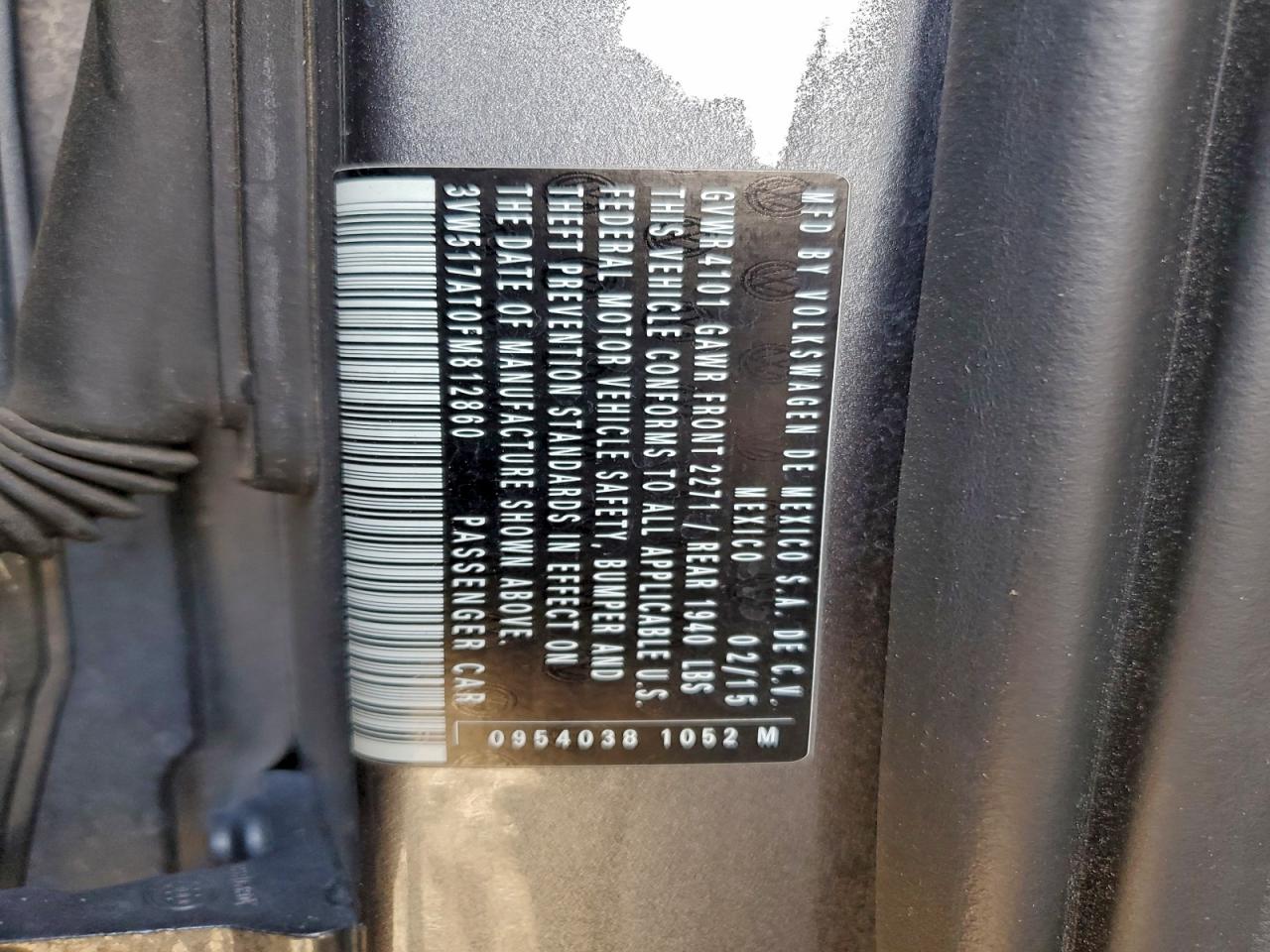 2015 Volkswagen Beetle 1.8T VIN: 3VW517AT0FM812860 Lot: 94338705