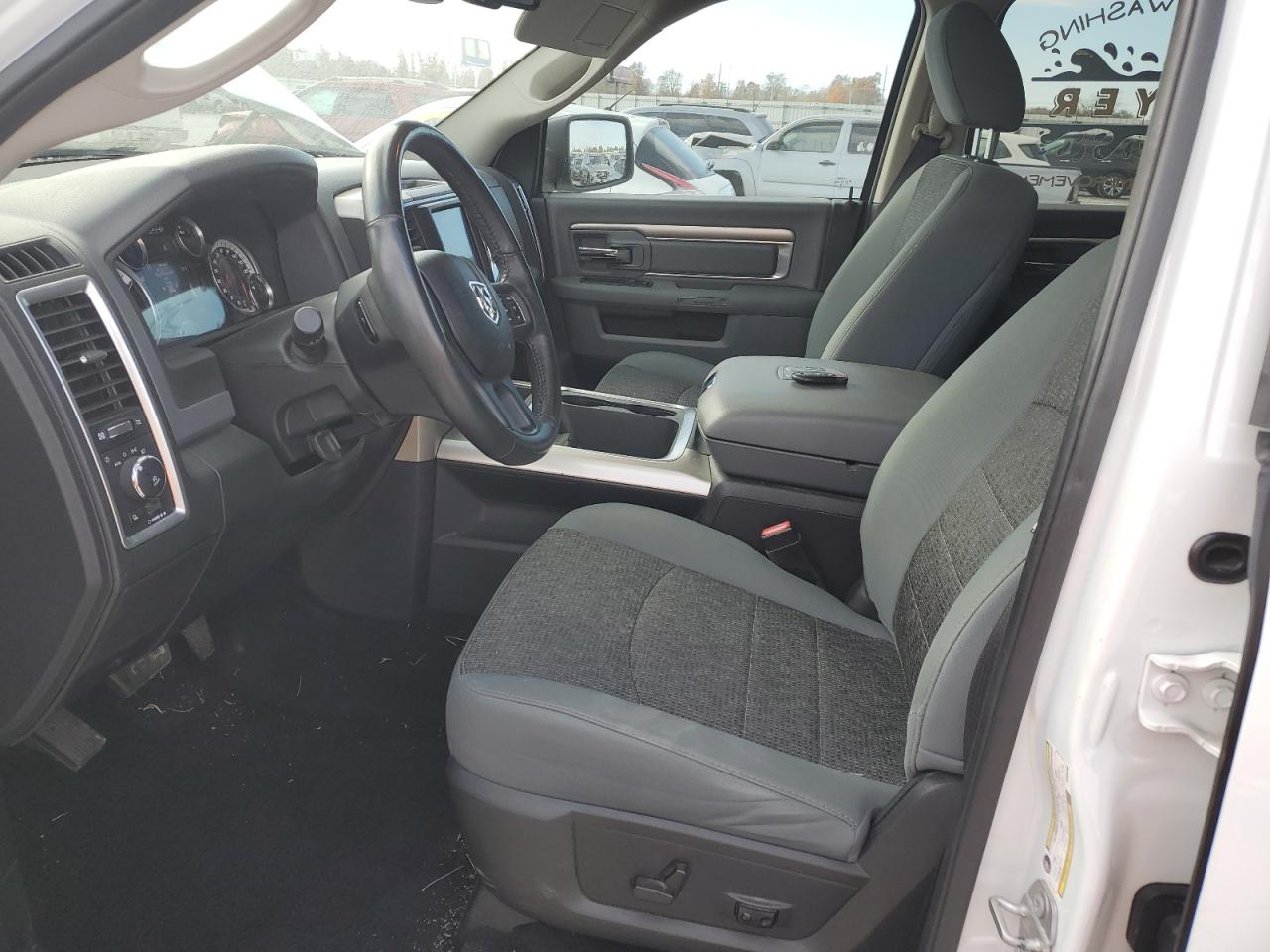 2017 Ram 1500 Slt VIN: 3C6RR7LT8HG608102 Lot: 92634995