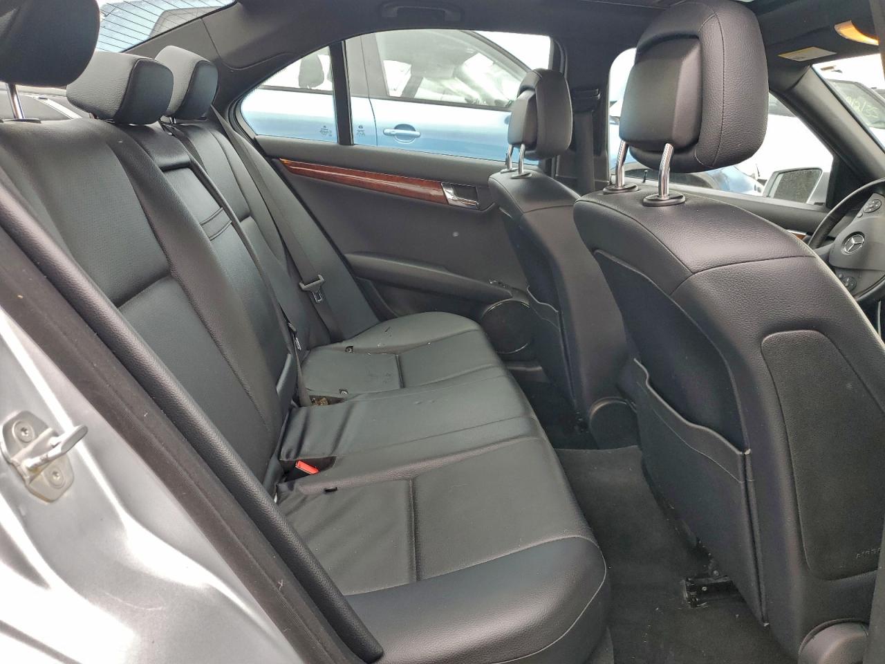 2011 Mercedes-Benz C 300 4Matic VIN: WDDGF8BB8BR180374 Lot: 93323845