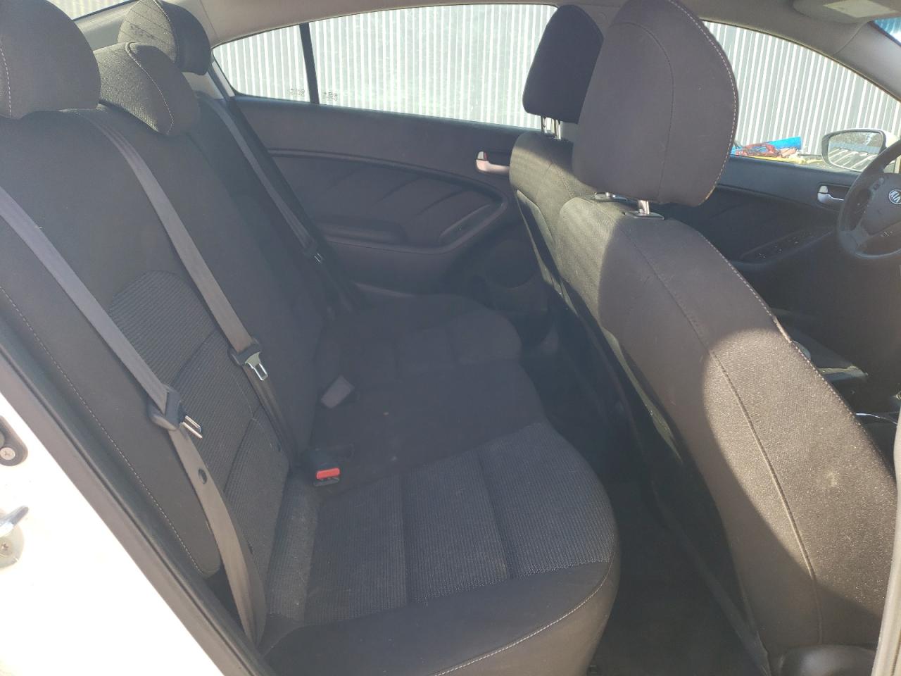 2017 Kia Forte Lx VIN: 3KPFK4A76HE049391 Lot: 92482335