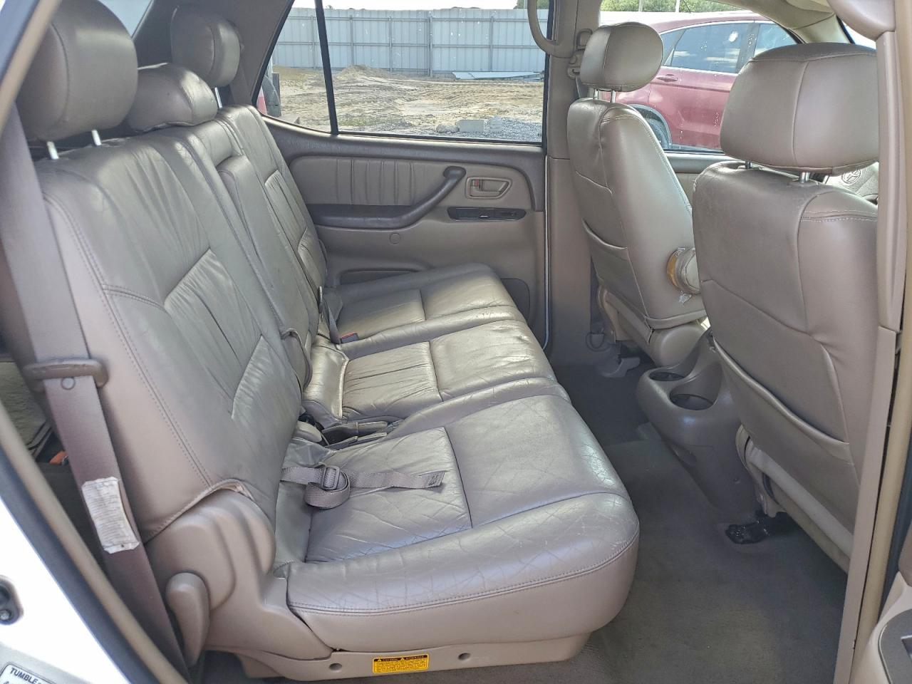 2004 Toyota Sequoia Limited VIN: 5TDBT48A24S221087 Lot: 94729565