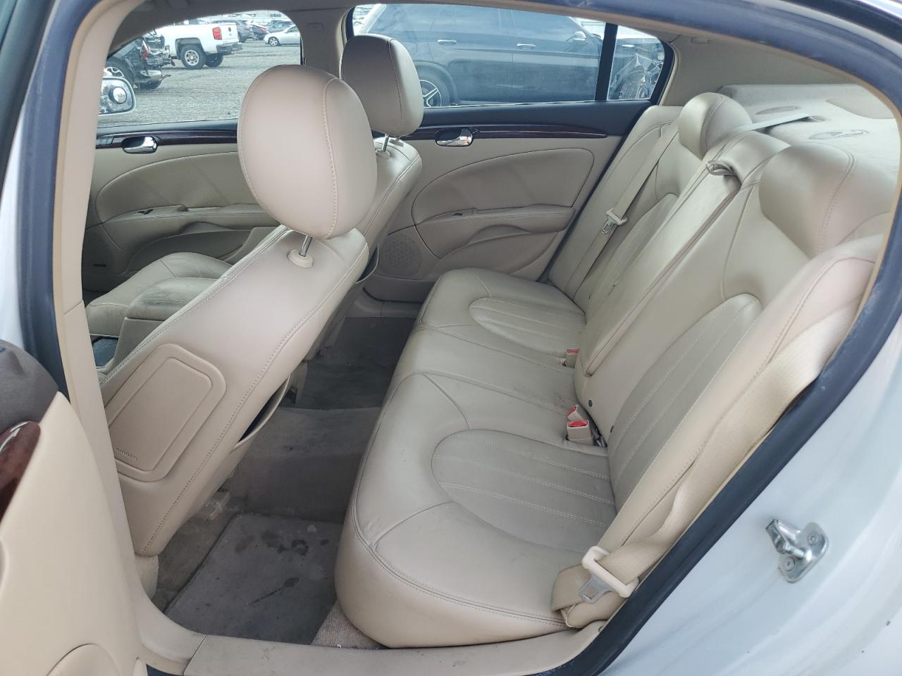 2010 Buick Lucerne Cxl VIN: 1G4HF5E1XAU105389 Lot: 92918165