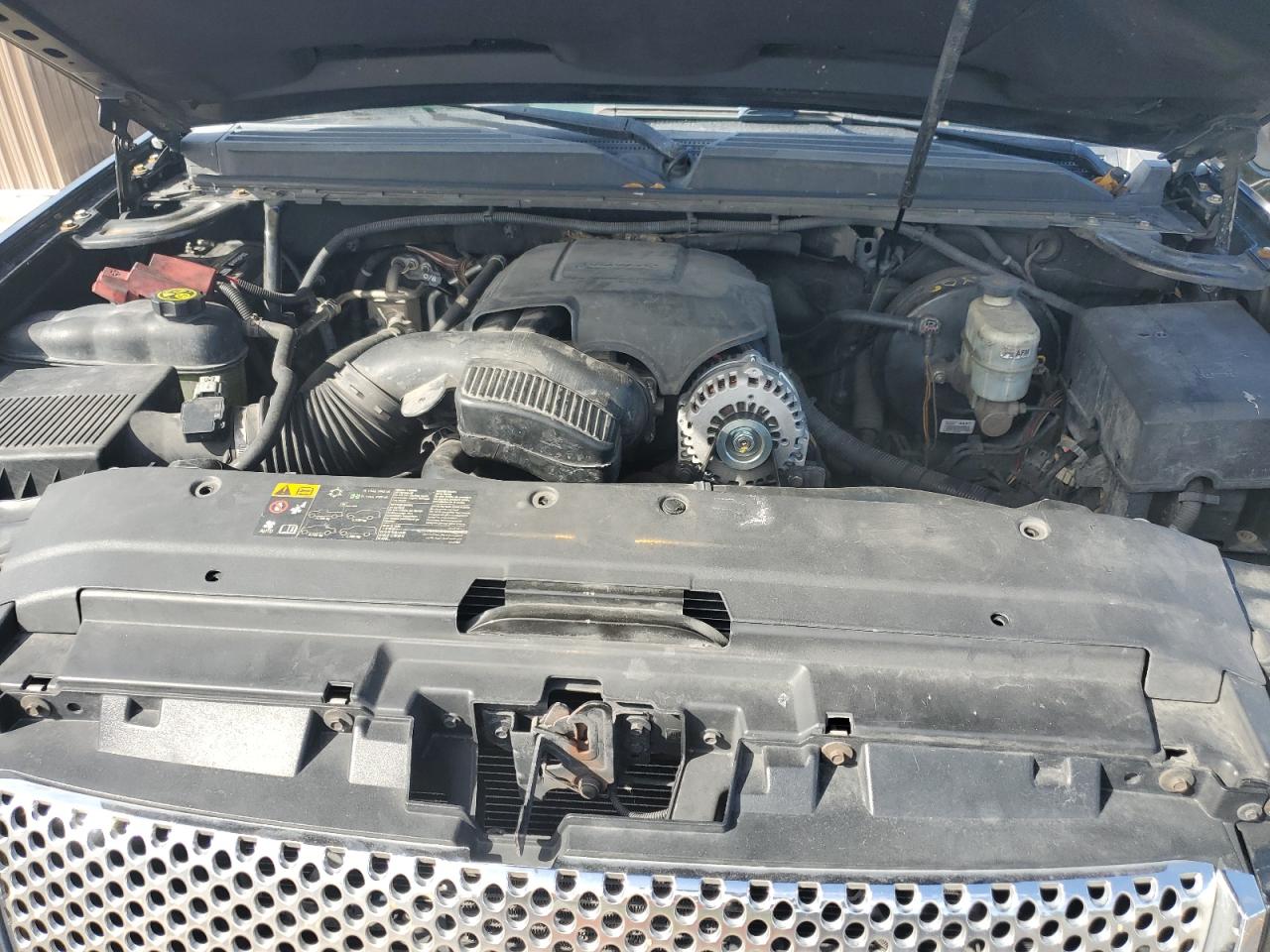 2014 GMC Yukon Denali VIN: 1GKS1EEF8ER114044 Lot: 92538025