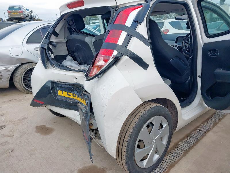 2017 TOYOTA AYGO 1.0 VVT-I X-PLAY 5DR