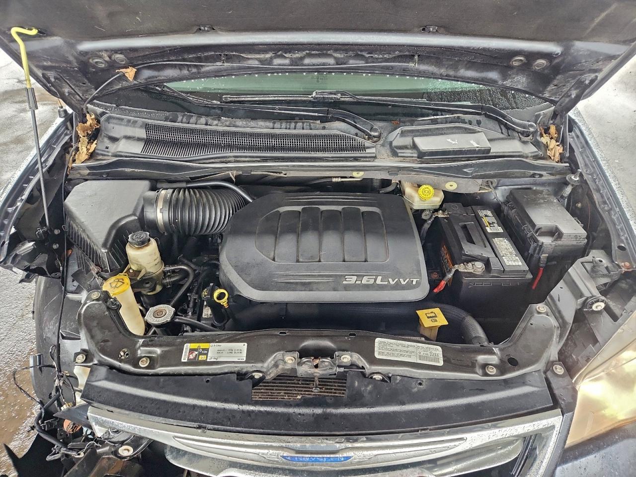 2014 Chrysler Town & Country Touring L VIN: 2C4RC1CG1ER300740 Lot: 94077995