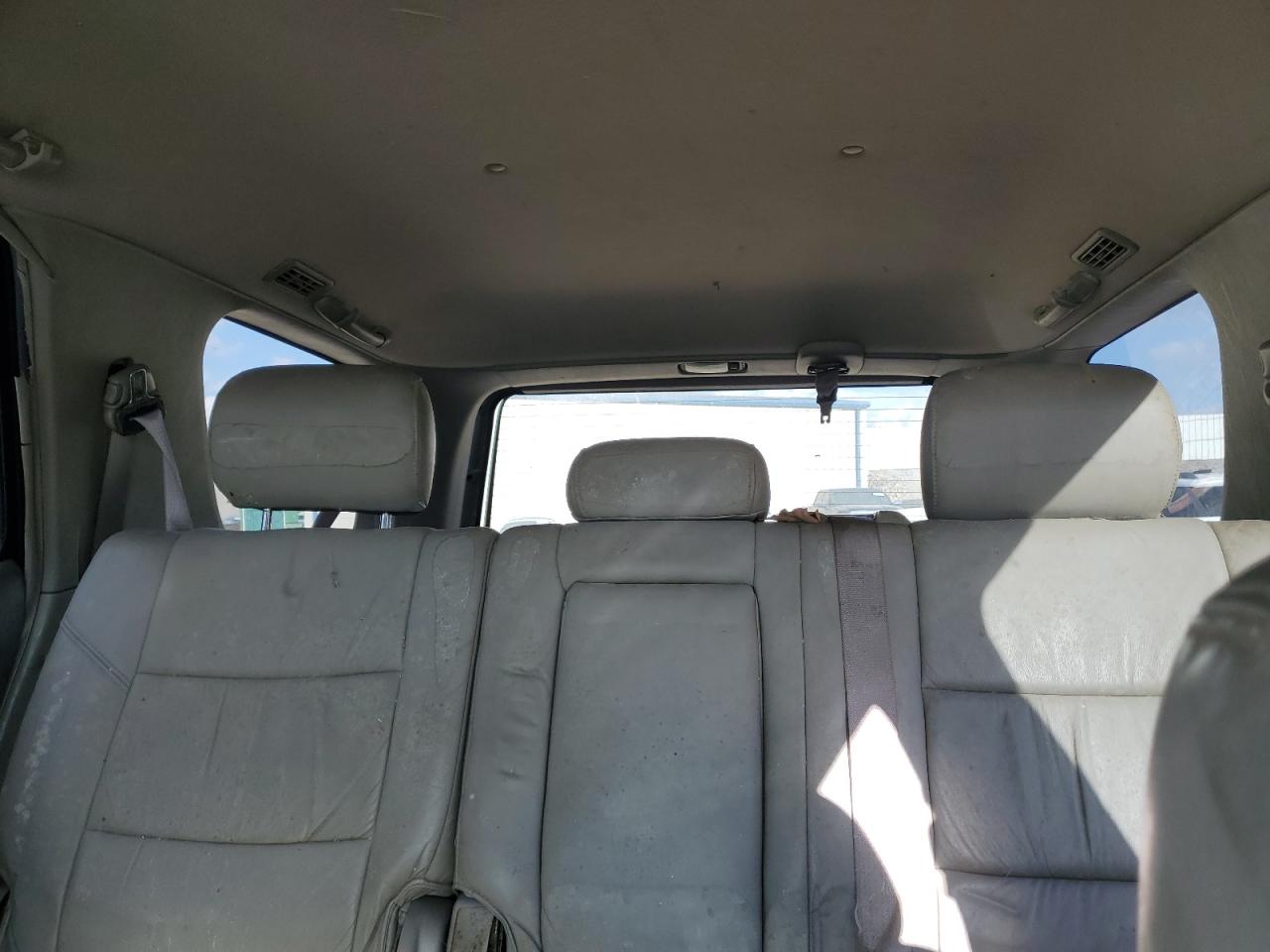 2002 Toyota Sequoia Sr5 VIN: 5TDZT34A32S075049 Lot: 92073065