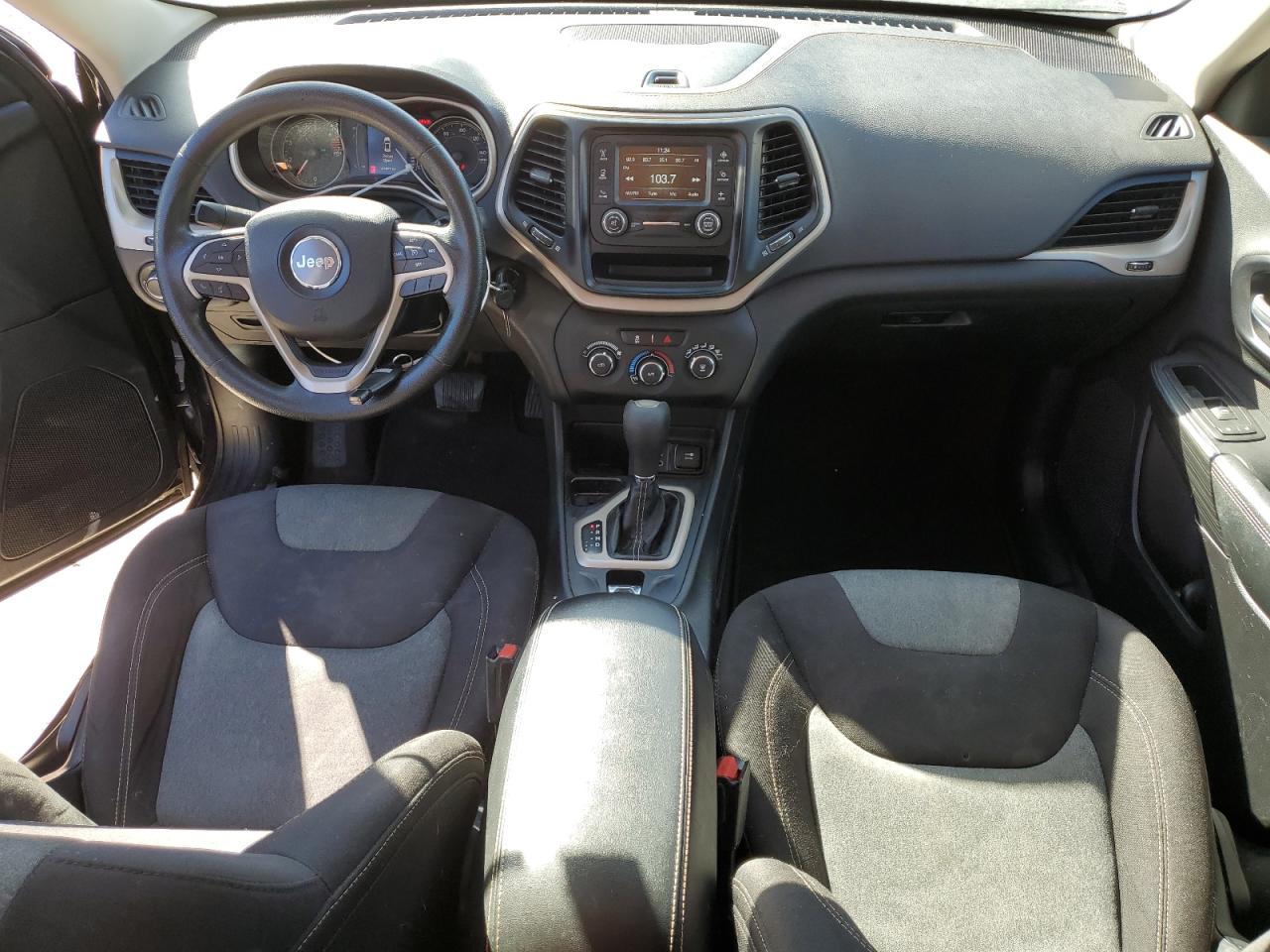 2016 Jeep Cherokee Sport VIN: 1C4PJLAB8GW200693 Lot: 92568545