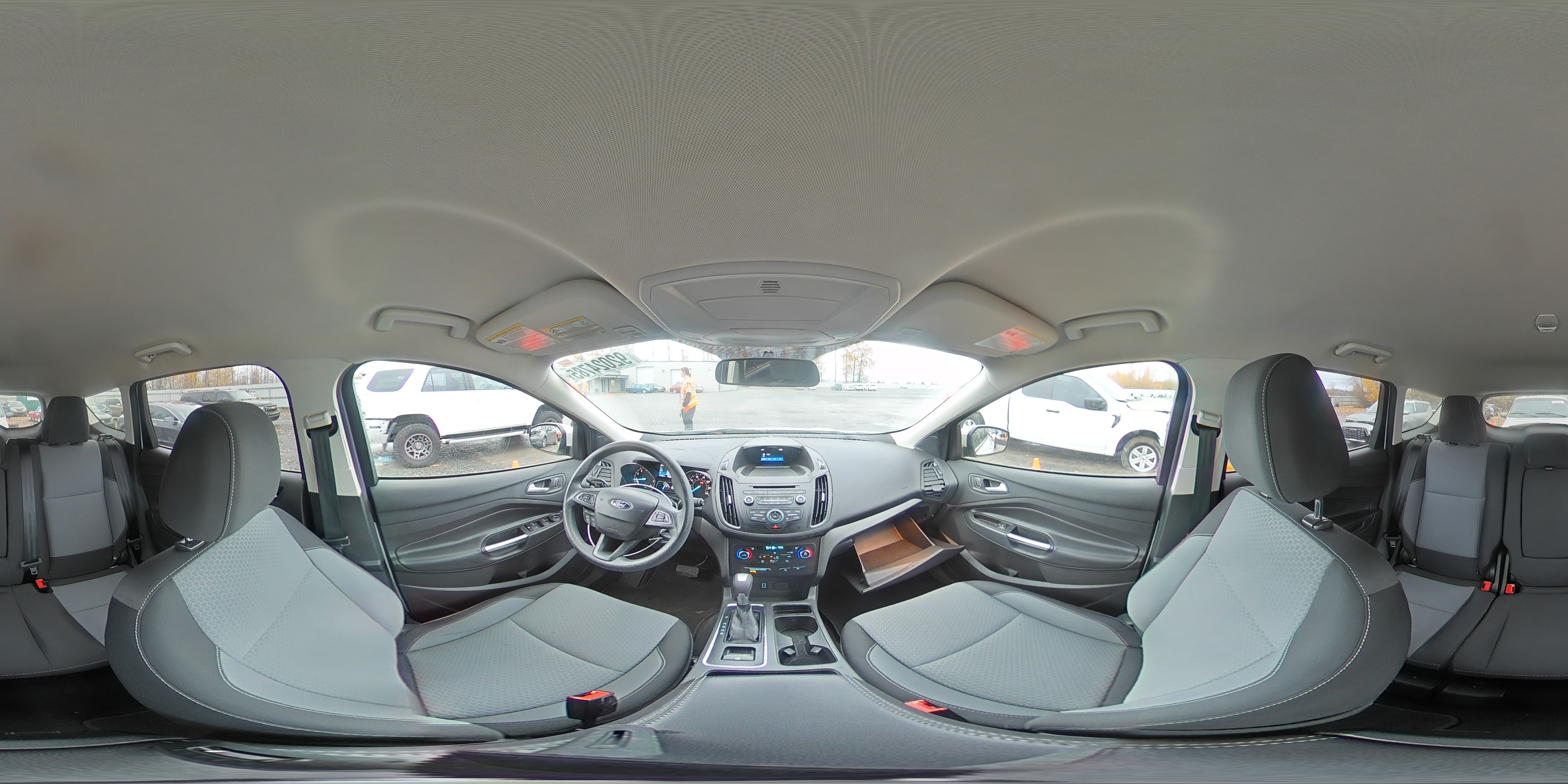 2017 Ford Escape Se VIN: 1FMCU0GDXHUB16199 Lot: 92024785