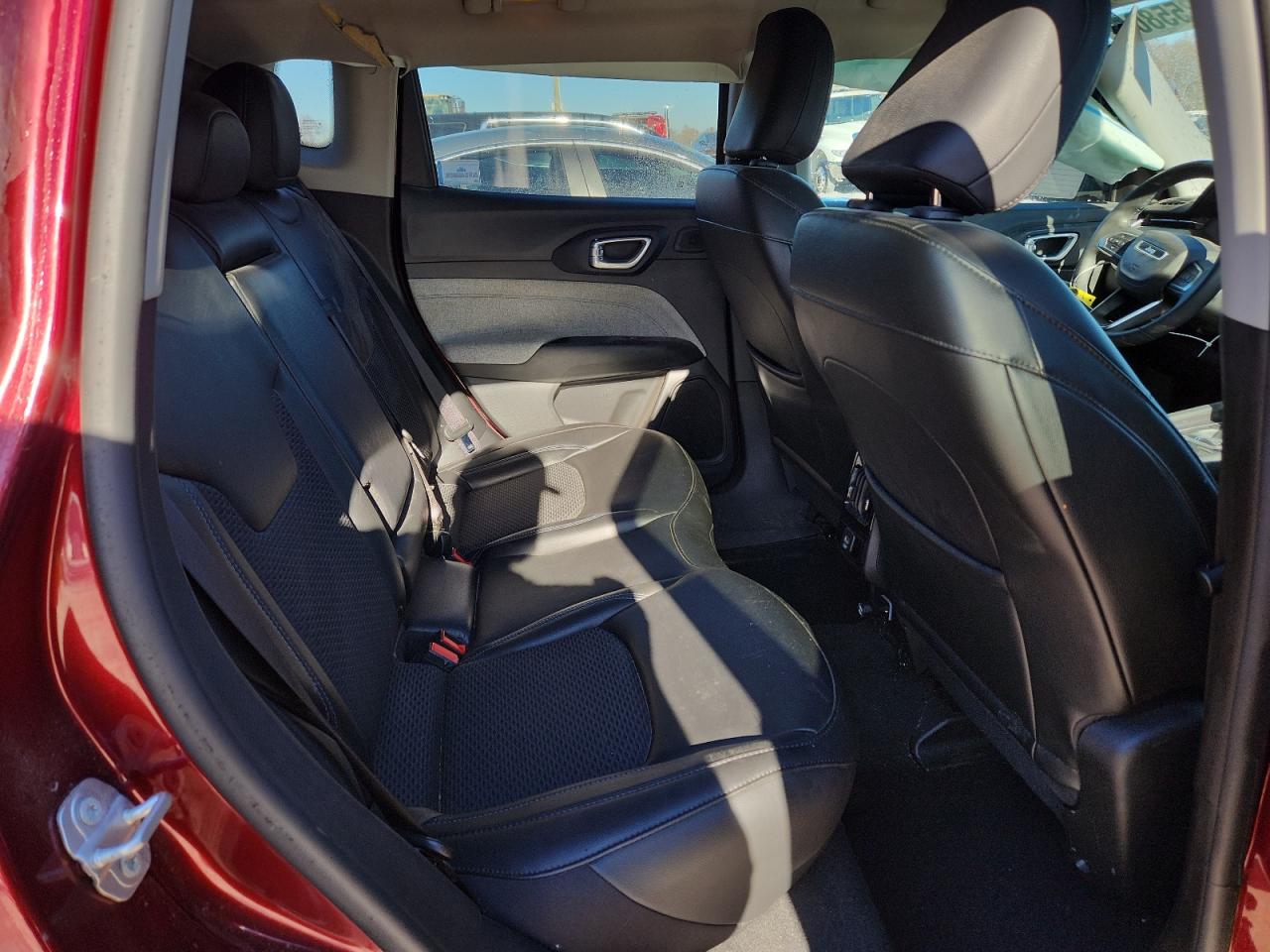 2022 Jeep Compass Latitude VIN: 3C4NJDBB8NT129610 Lot: 92255805