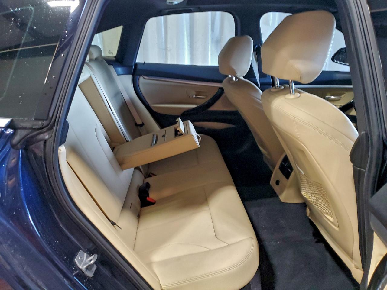 2017 BMW 330 Xigt VIN: WBA8Z9C30HG827242 Lot: 92749945