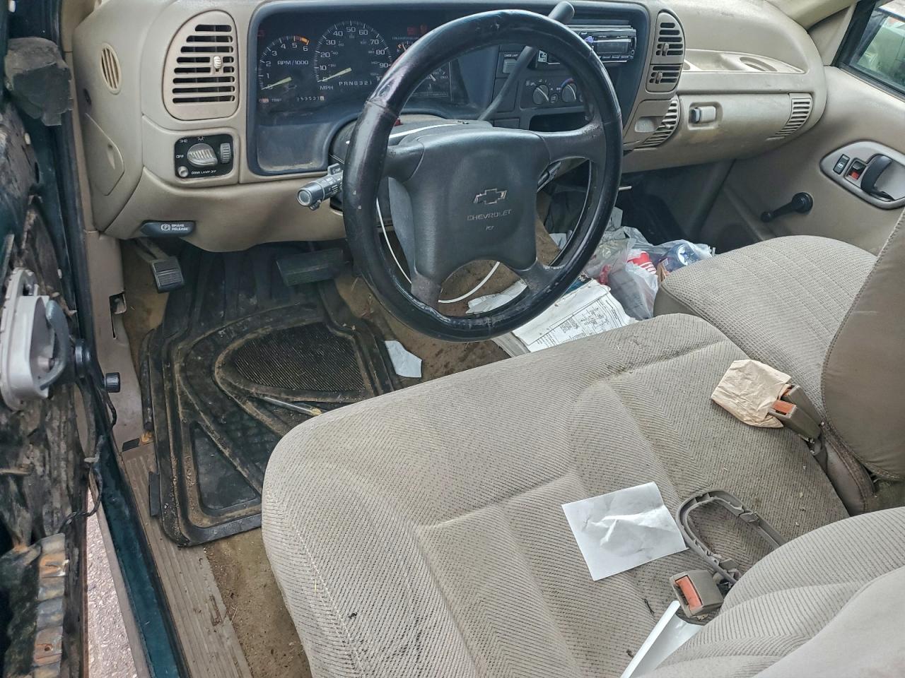 1996 Chevrolet Gmt-400 C2500 VIN: 1GCGC29R9TE190245 Lot: 94004865