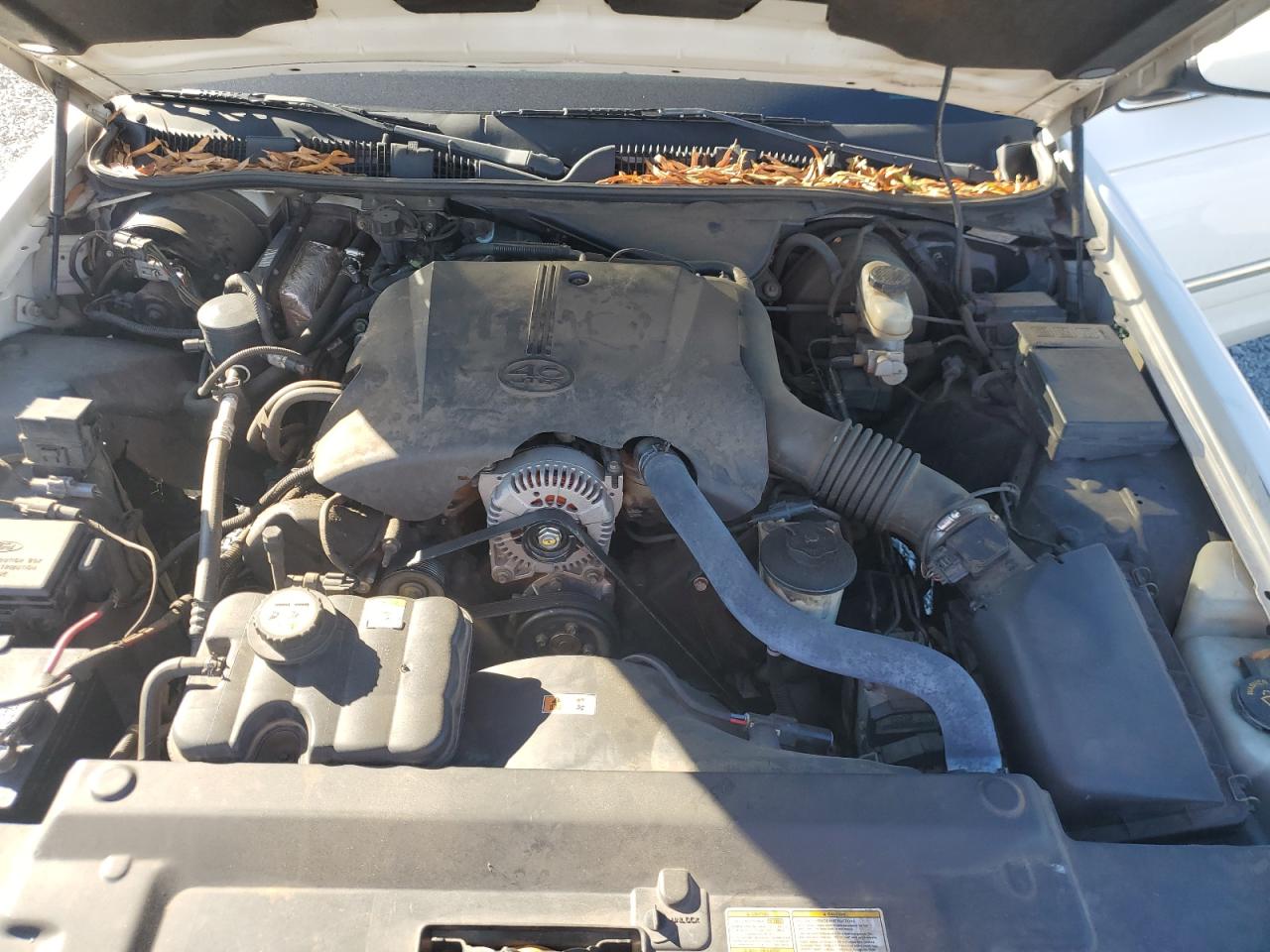 2002 Mercury Grand Marquis Gs VIN: 2MEFM74W72X637413 Lot: 92833815