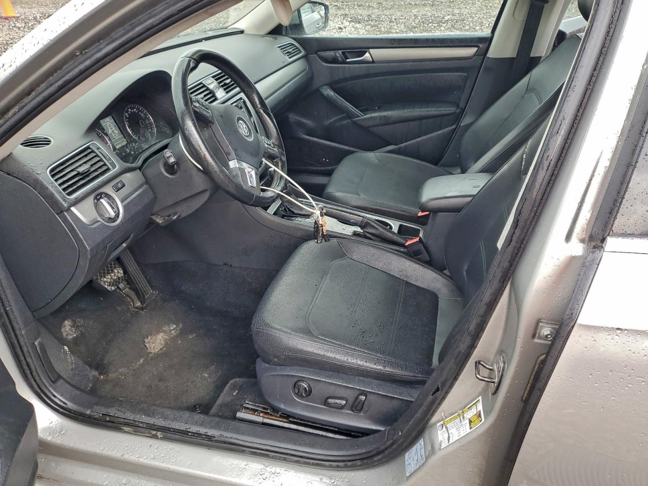 2014 Volkswagen Passat Se VIN: 1VWBP7A36EC017944 Lot: 93922235